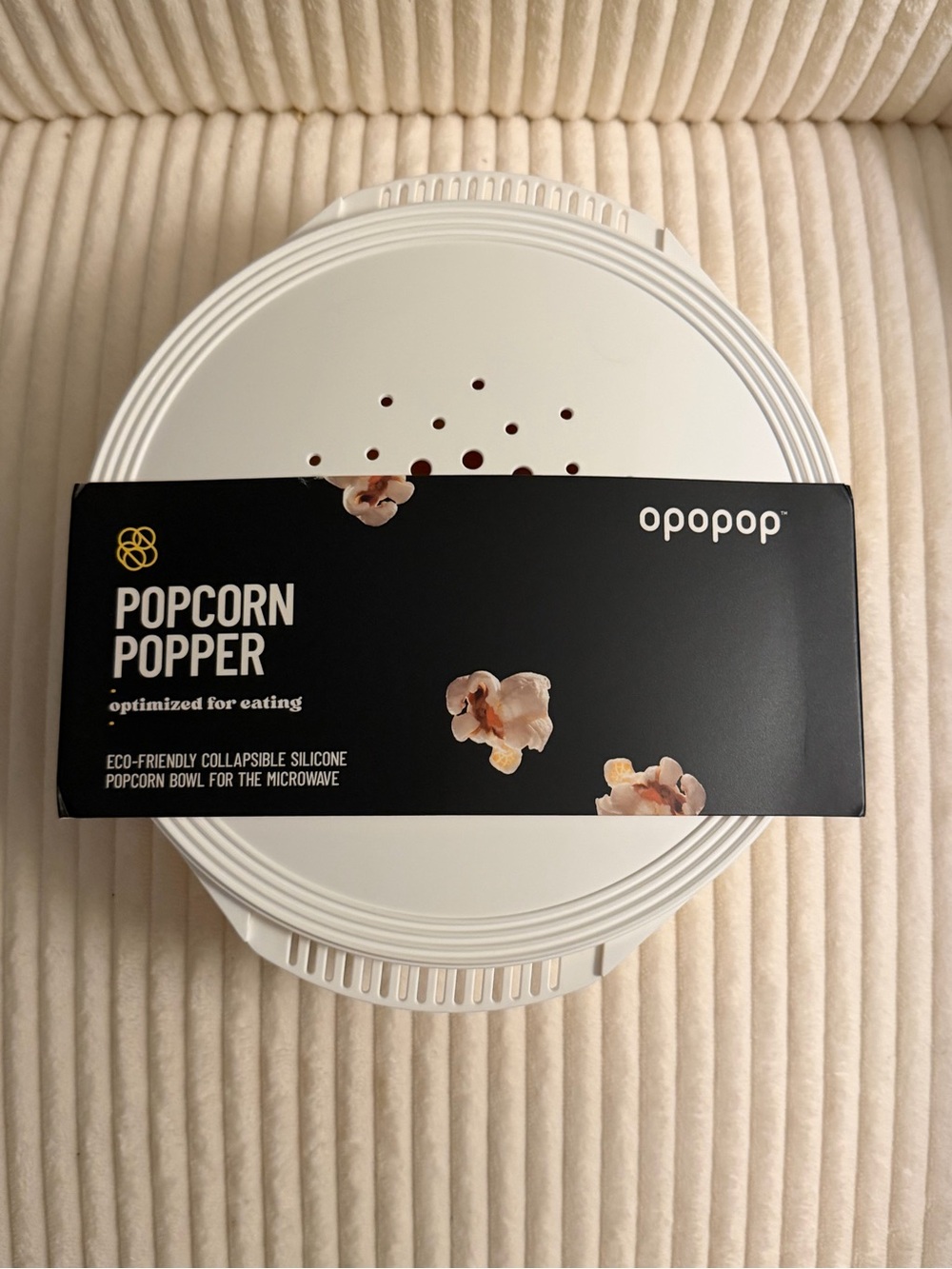 White & Yellow Silicone Popcorn Popper - Microwave Popcorn Bowl